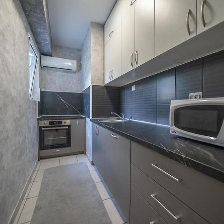 Apartman Anja Risan Exterior foto